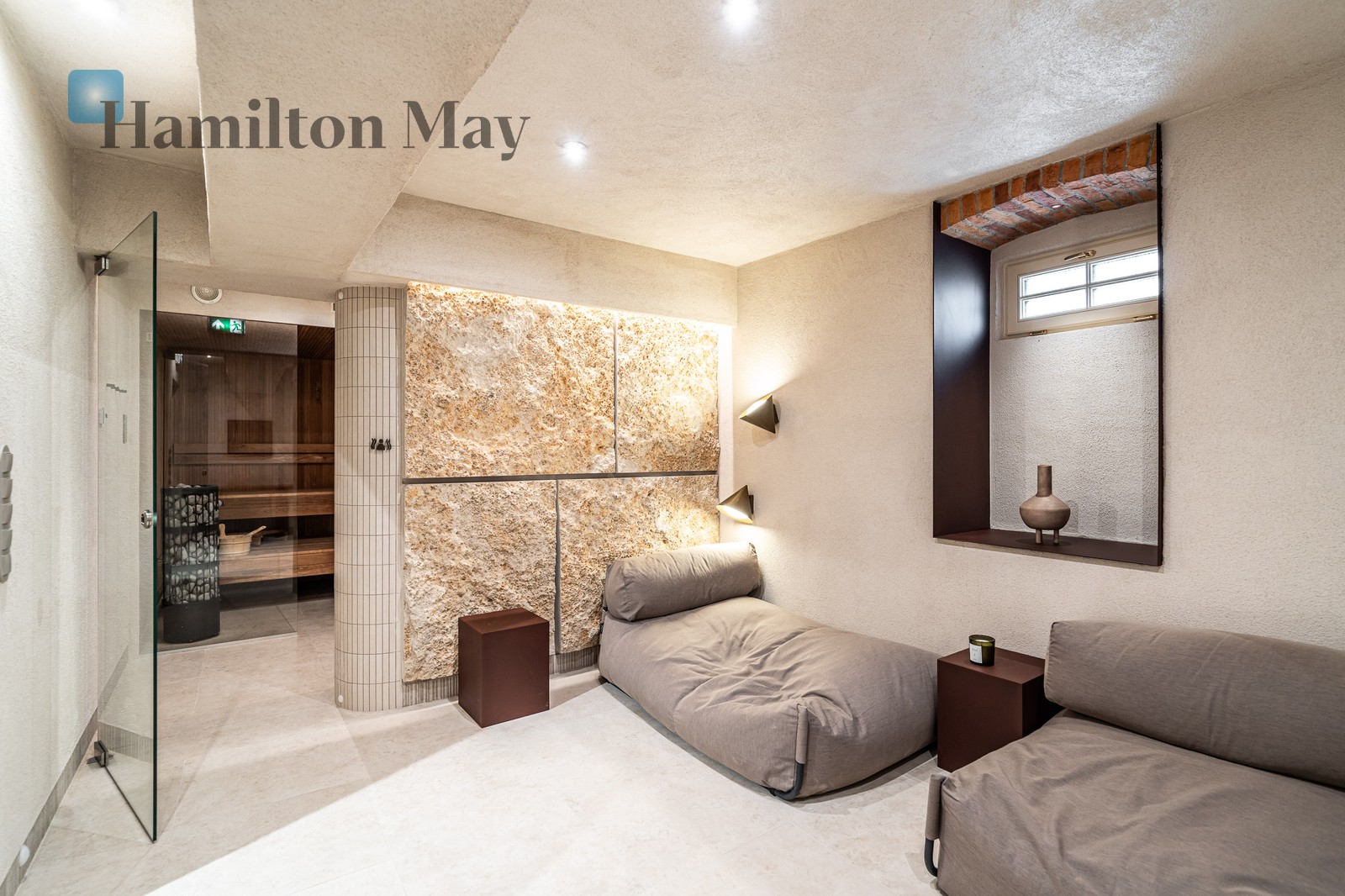 Subregion: Nowy Świat Status: construction Price on application Rental price from: null Avg. rental price/m2: null - slider