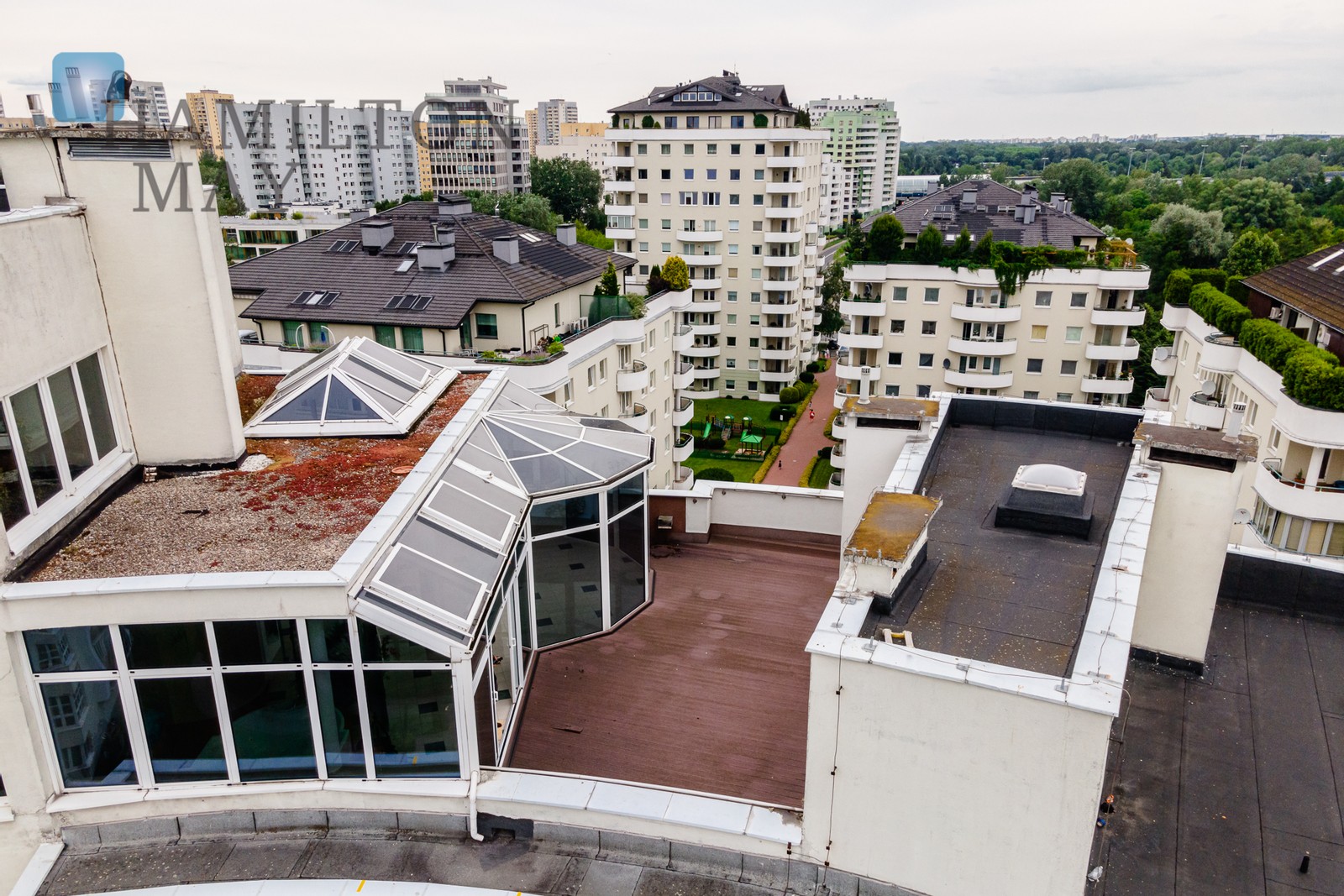 Luksusowy penthouse z ogrodem zimowym i tarasem Warszawa na sprzedaż