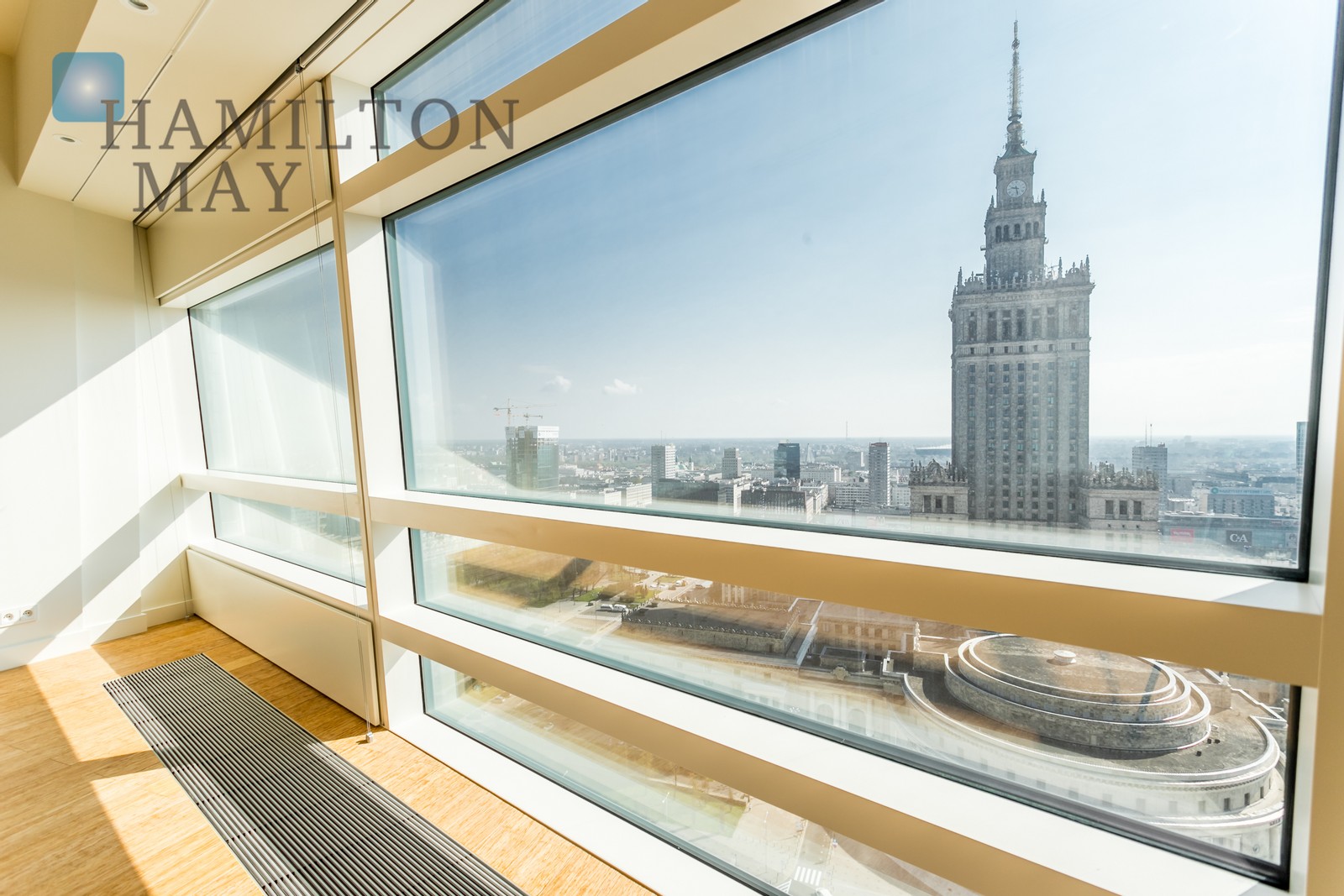 Unikalny, funkcjonalny apartament z dwiema sypialniami położony na 25 piętrze w inwestycji Złota 44 Warszawa na sprzedaż