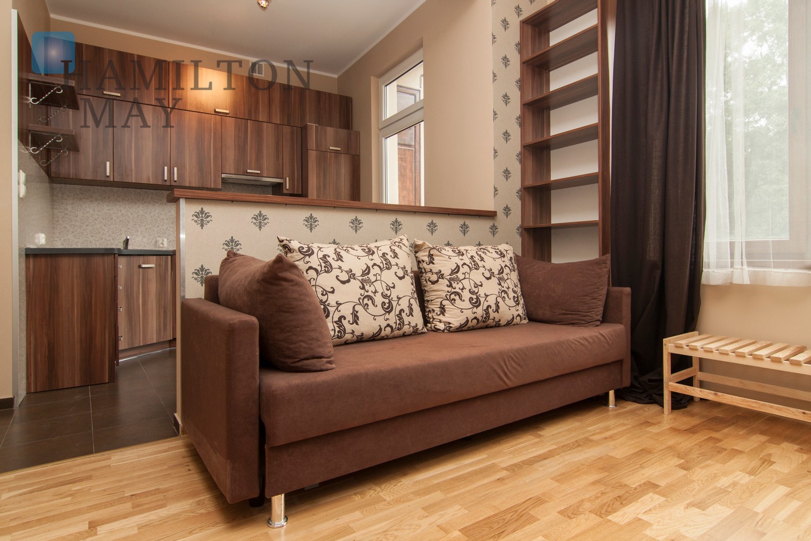 For rent cozy studio apartment right on the Vistula River Skawińska