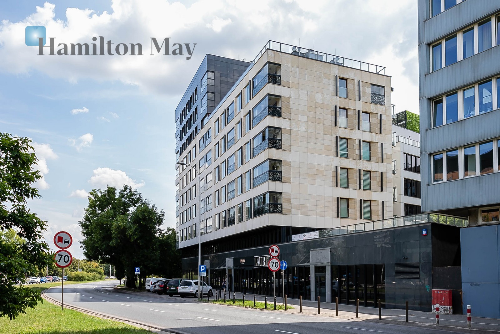Level: 9 Status: existing Number of units: 113 Sale price from: 490000PLN Avg. sales price/m2: 14000PLN Rental price from: 3000PLN - slider