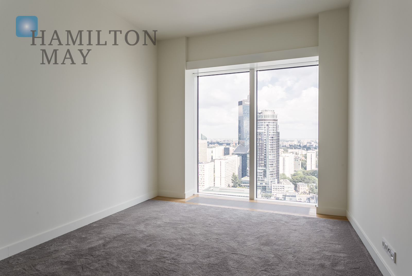 Stunning Two Bedroom Apartment In The Zlota 44 Luxury Tower
