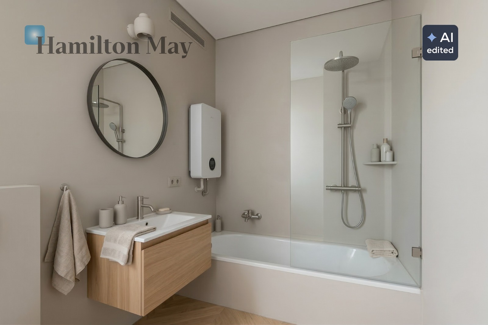 Distance to centre: 3.44 km Level: 1 Price: 635000 PLN Bedrooms: 1 Bathrooms: 1 Size: 50m2 Price/m2: 12700 PLN - slider