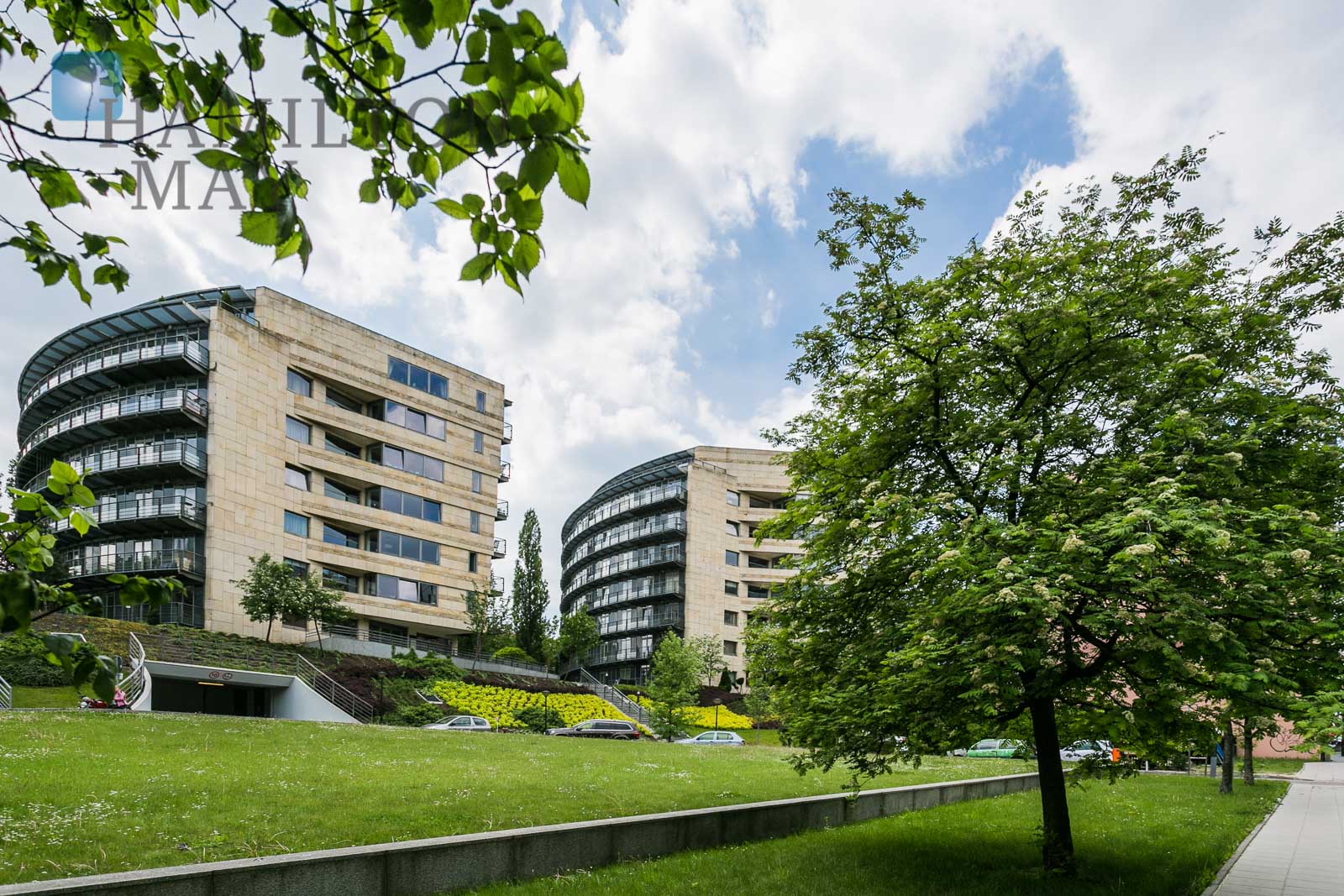 Holland Park - luxurious residental development near Trzech Krzyży Square - slider