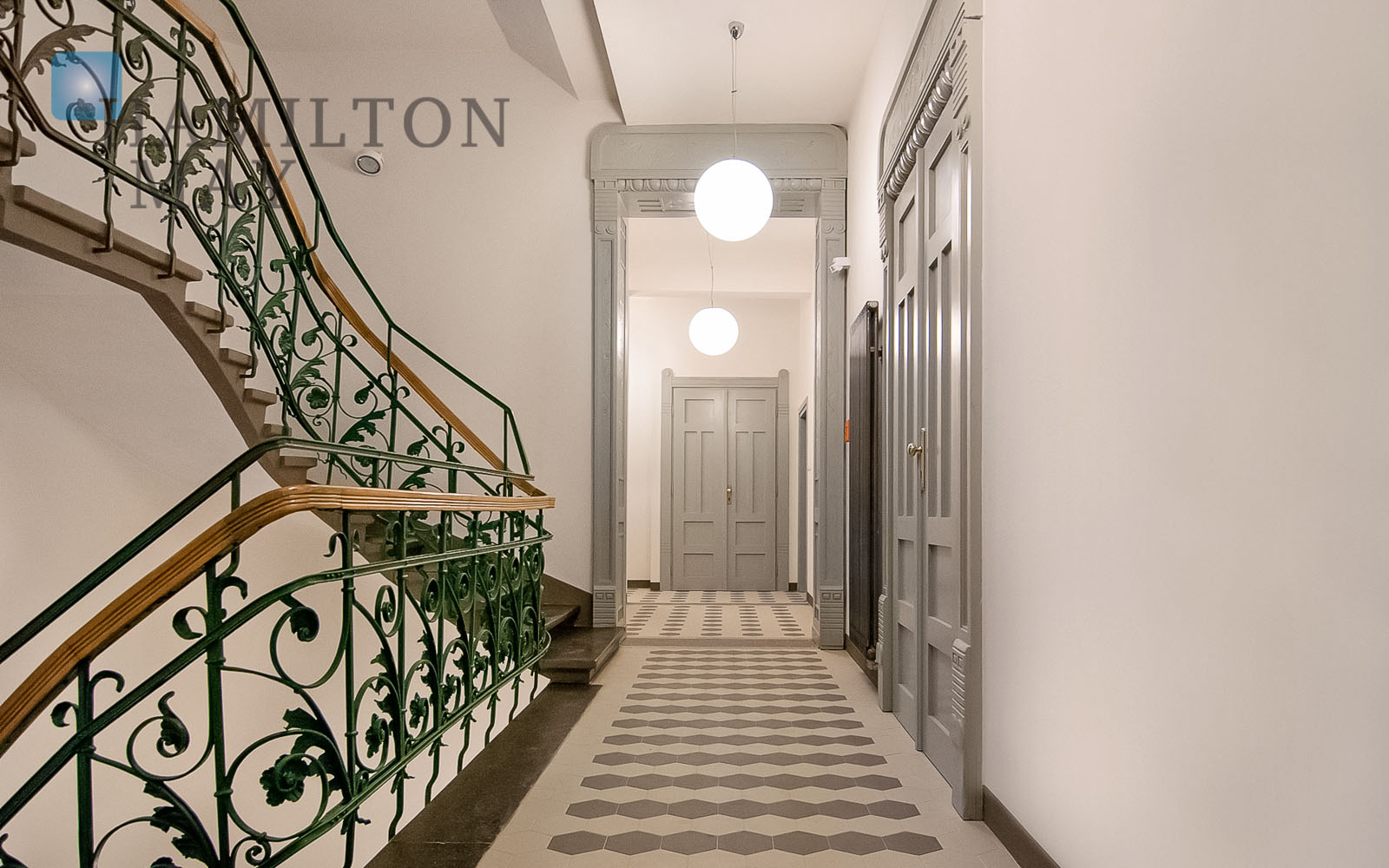 Stunning redevelopment of historic art nouveau building close to Krakow's old town - slider
