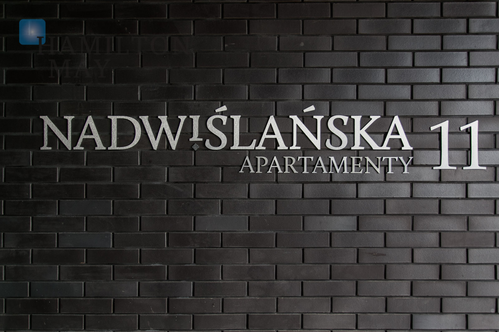 Apartments and commercial spaces for sale in an exclusive "Nadwiślańska 11" development - slider