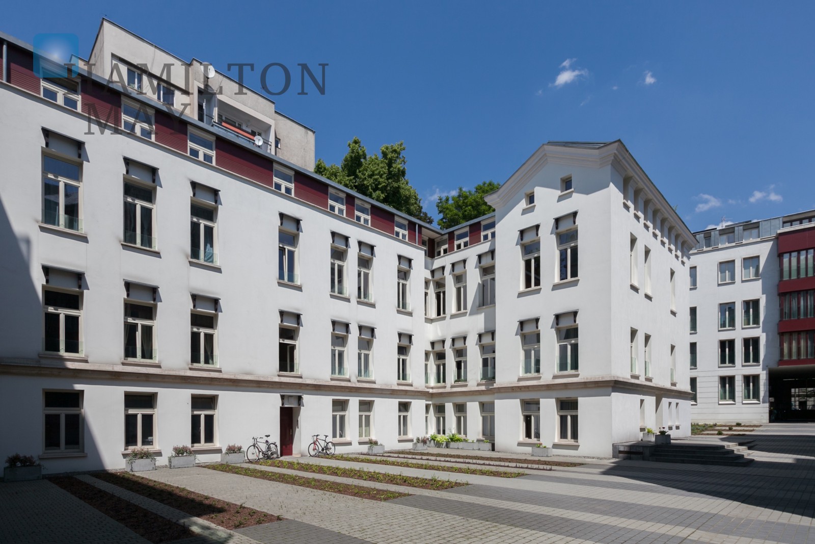 Modern, one-bedroom apartment in the prestigious investment - Sobieski Residence in the Old Town Krakow for rent