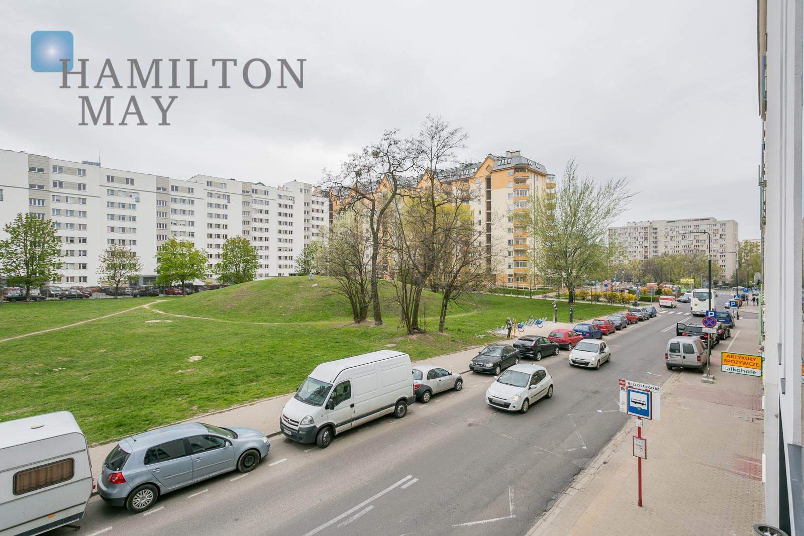 Przestronny dwupokojowy apartament | Kamienica Muranów - slider