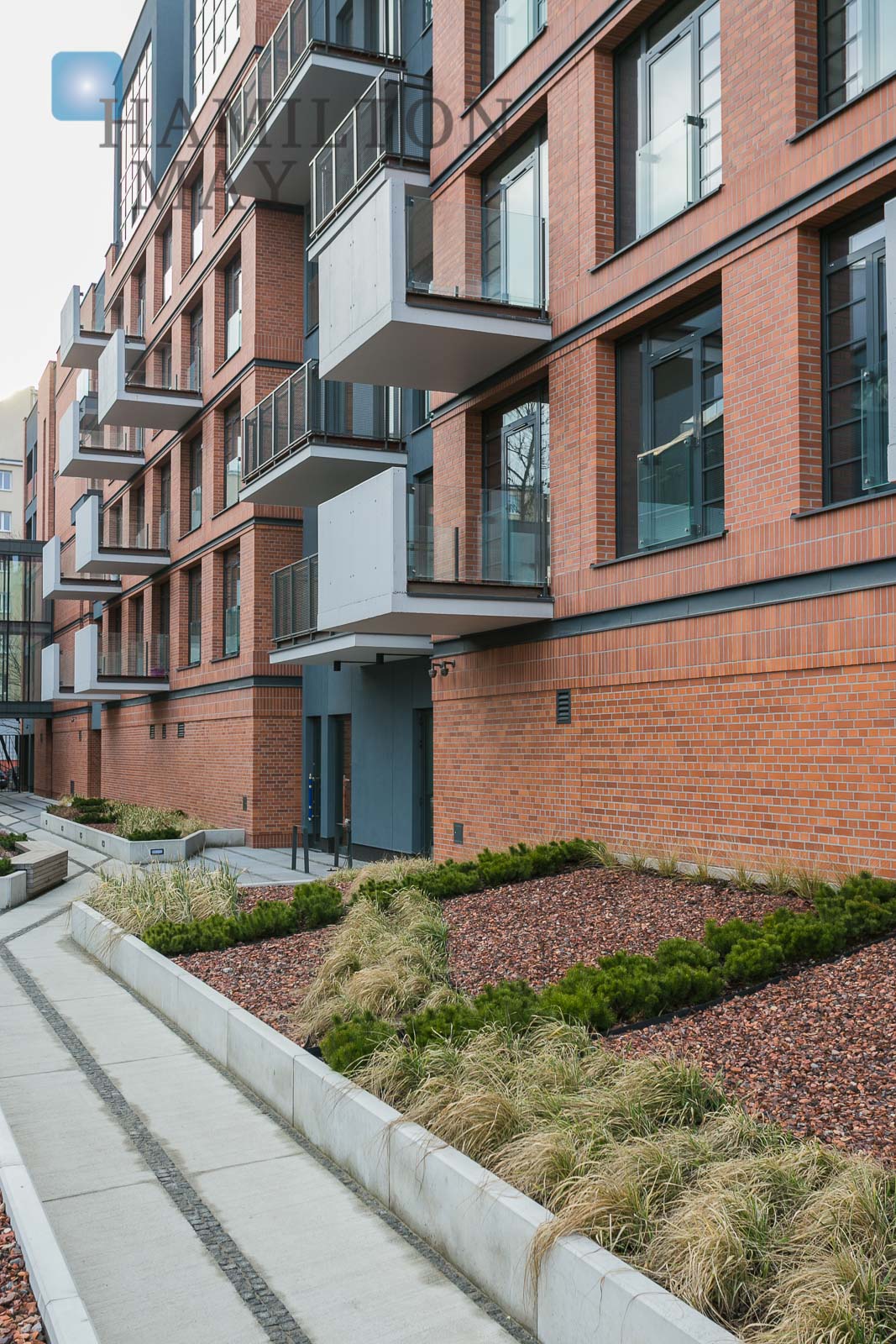 Apartments in Koneser Centrum Praskie  – a benchmark of modern urban space - slider