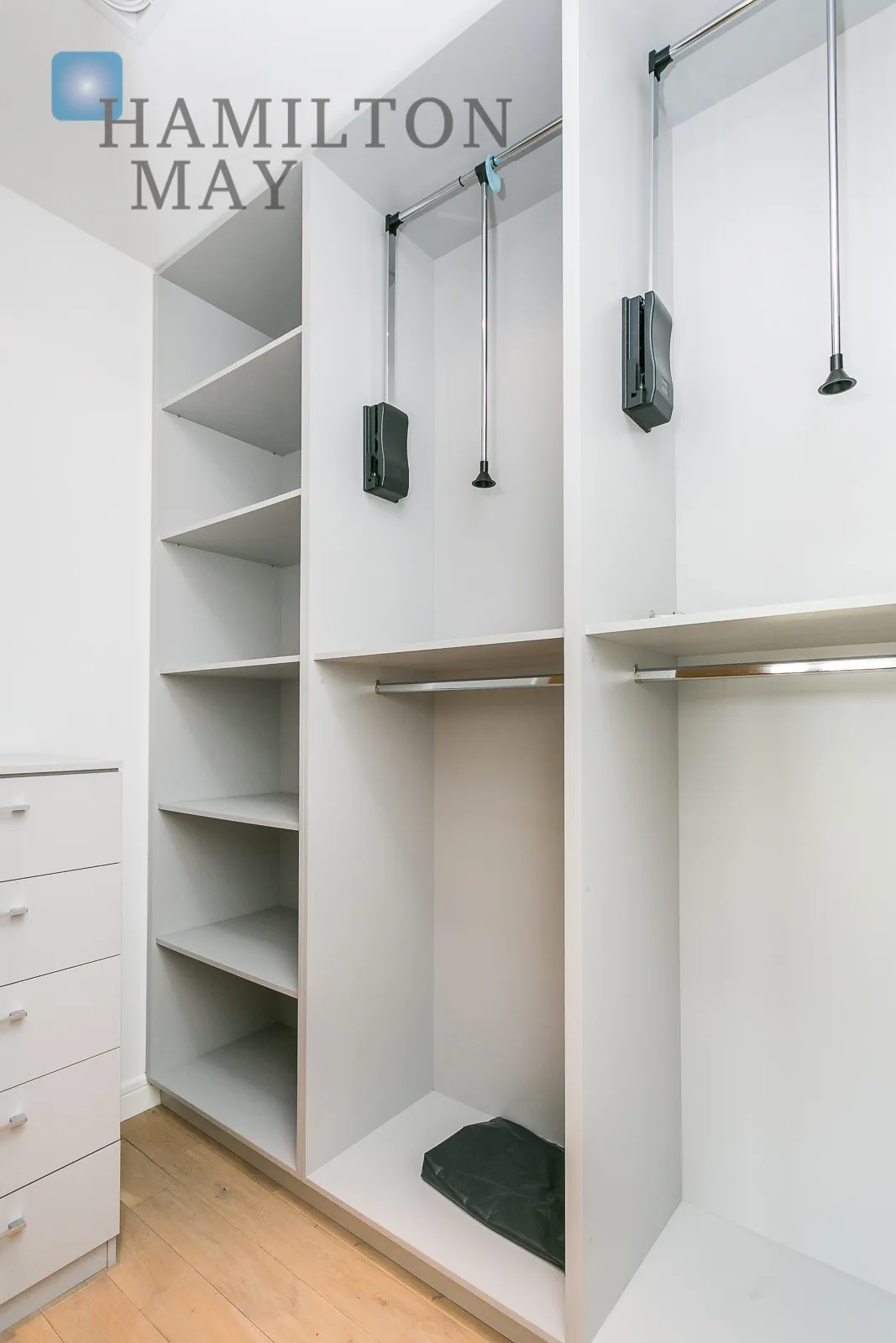 Przepiękny apartament z trzema sypialniami na Wilanowie - slider