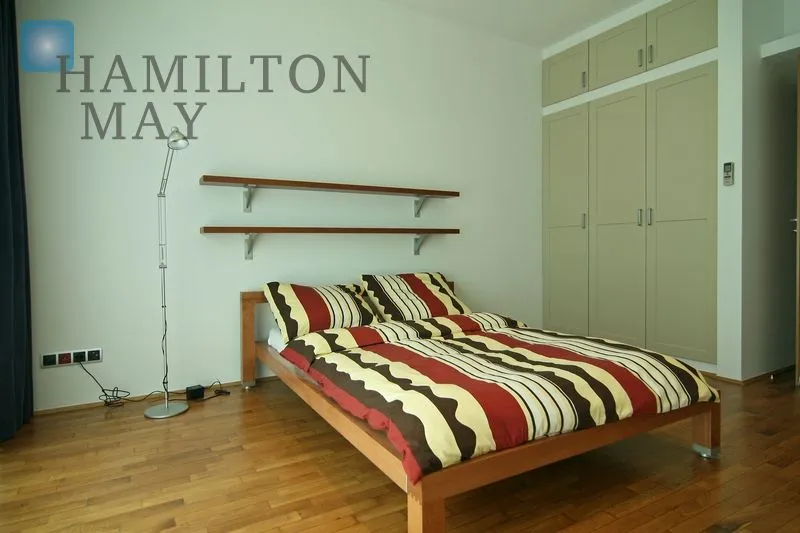 Modern two bedroom apartment in a great location - slider