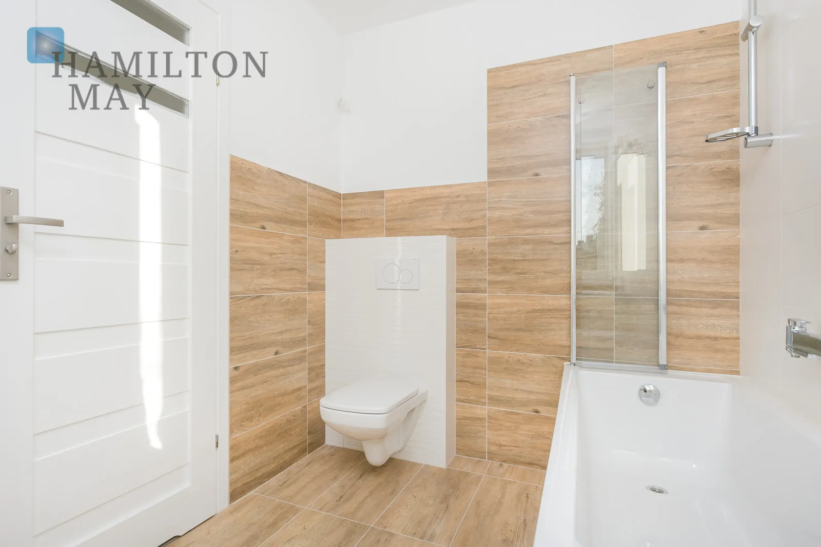 Two-bedroom apartment with a beautiful view of Przegorzały - slider