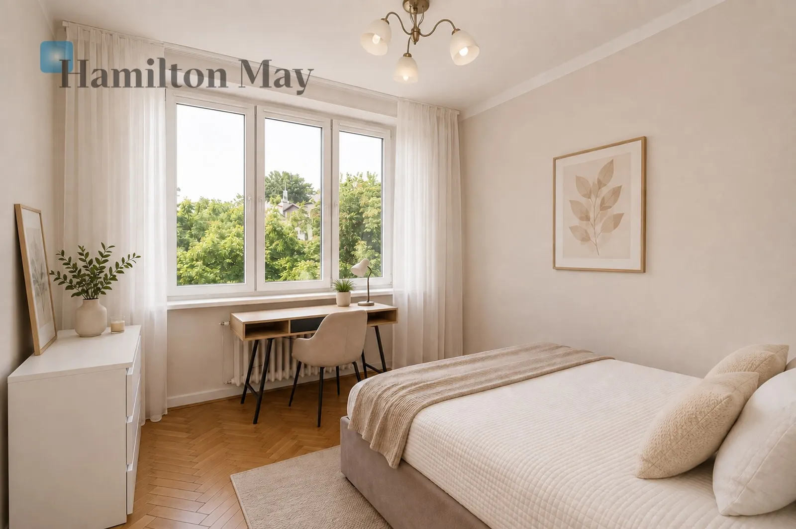 Street: Józefa Dietla Region: Stare Miasto Distance to centre: 0.74 km Level: 3 Price: 990000 PLN Bedrooms: 1 Bathrooms: 1 Size: 50.86m2 Price/m2: 19465 PLN - slider