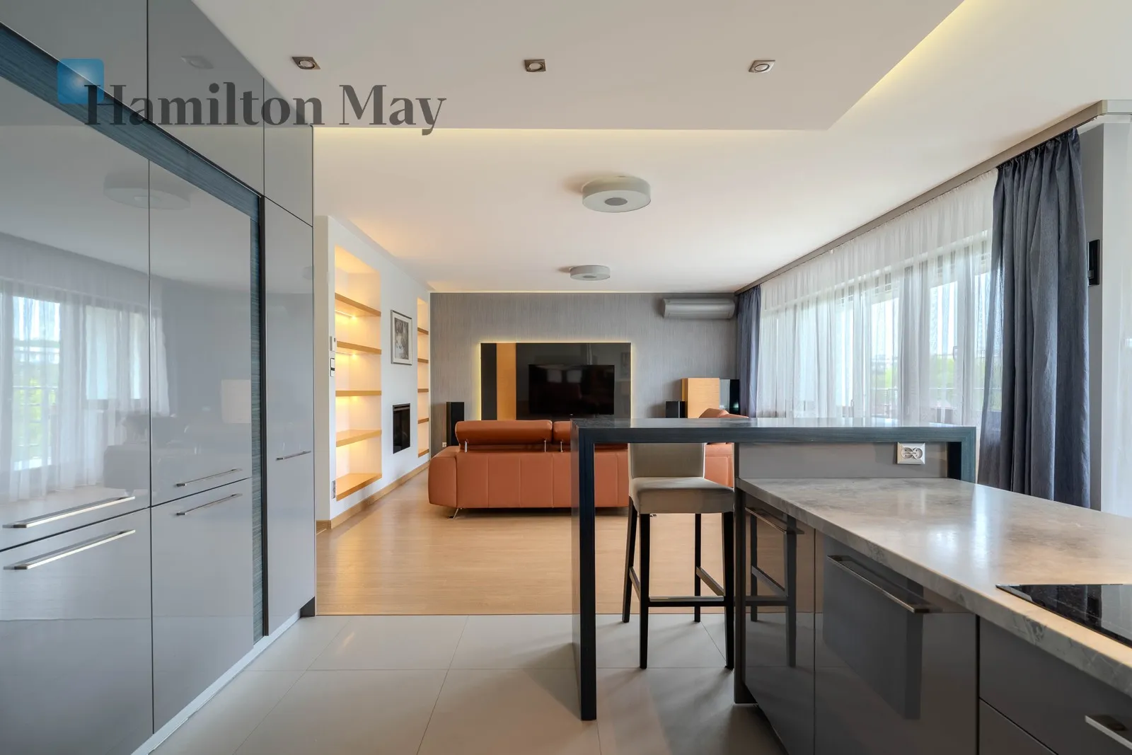 Luxurious apartment with a terrace and access to the wellness area | Ludwinów - slider