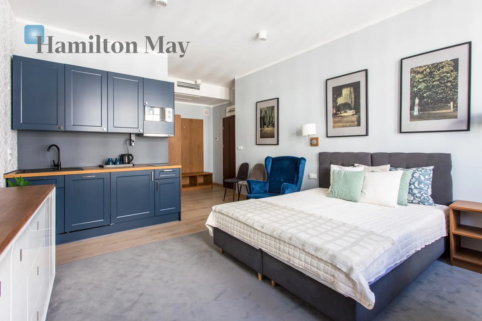 Region: Stare Miasto Distance to centre: 1.09 km Level: 3 Price: 2500 PLN Bedrooms: 1 Bathrooms: 1 Size: 26m2 Price/m2: 96 PLN - slider