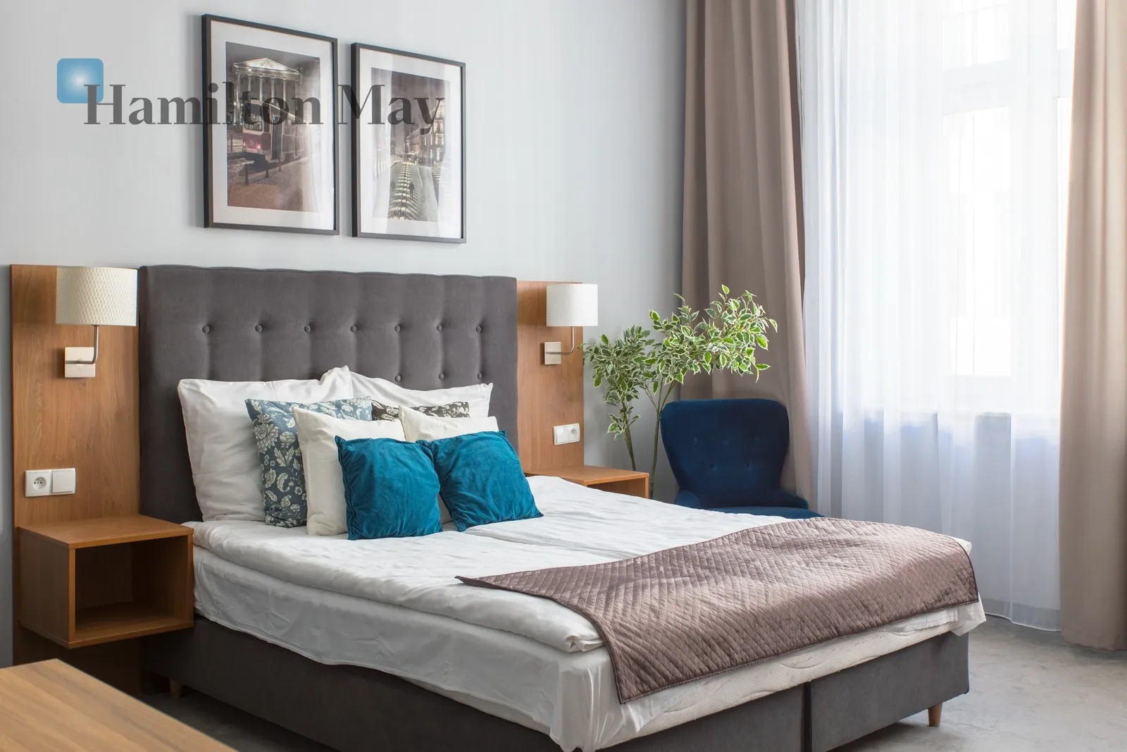 City: Wrocław Street: Komandorska Region: Stare Miasto Distance to centre: 1.09 km Level: 2 Price: 2300 PLN Bedrooms: 1 Bathrooms: 1 Size: 25m2 Price/m2: 92 PLN - slider