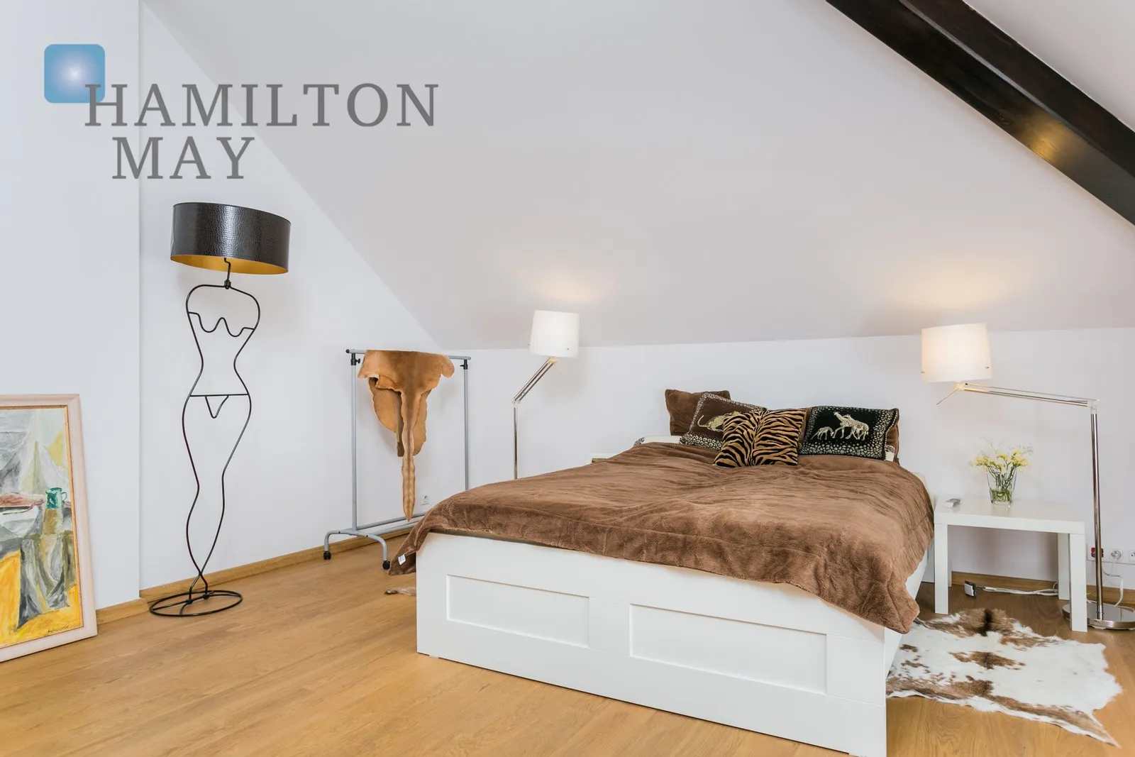 City: Kraków Street: Justowska Region: Bronowice Distance to centre: 4.13 km Level: 1 - slider