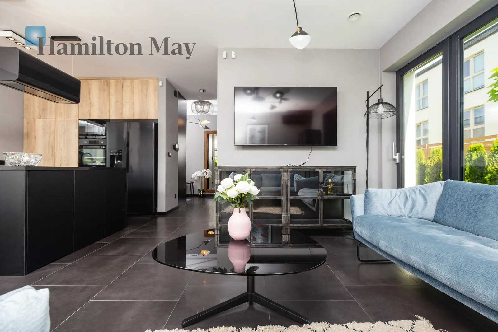 City: Zielonki Street: Na Popielówkę Region: Zielonki Distance to centre: 5.66 km Price: 10500 PLN Bedrooms: 3 Bathrooms: 2 - slider