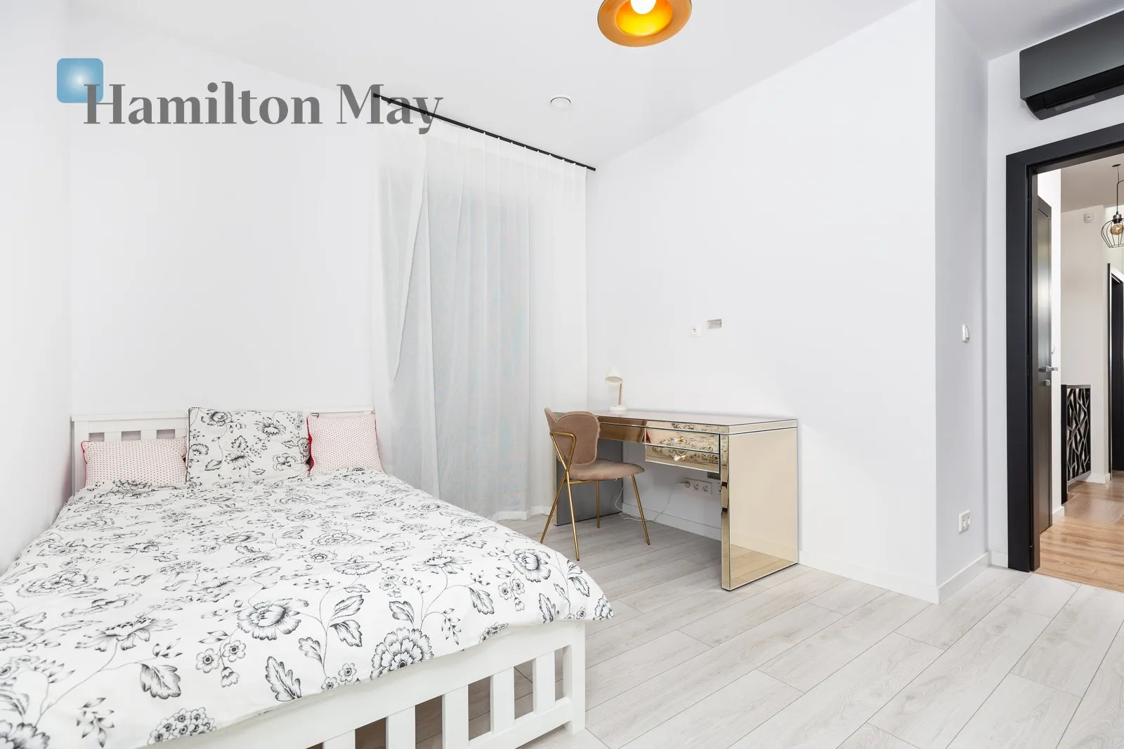 City: Zielonki Street: Na Popielówkę Region: Zielonki Distance to centre: 5.66 km - slider