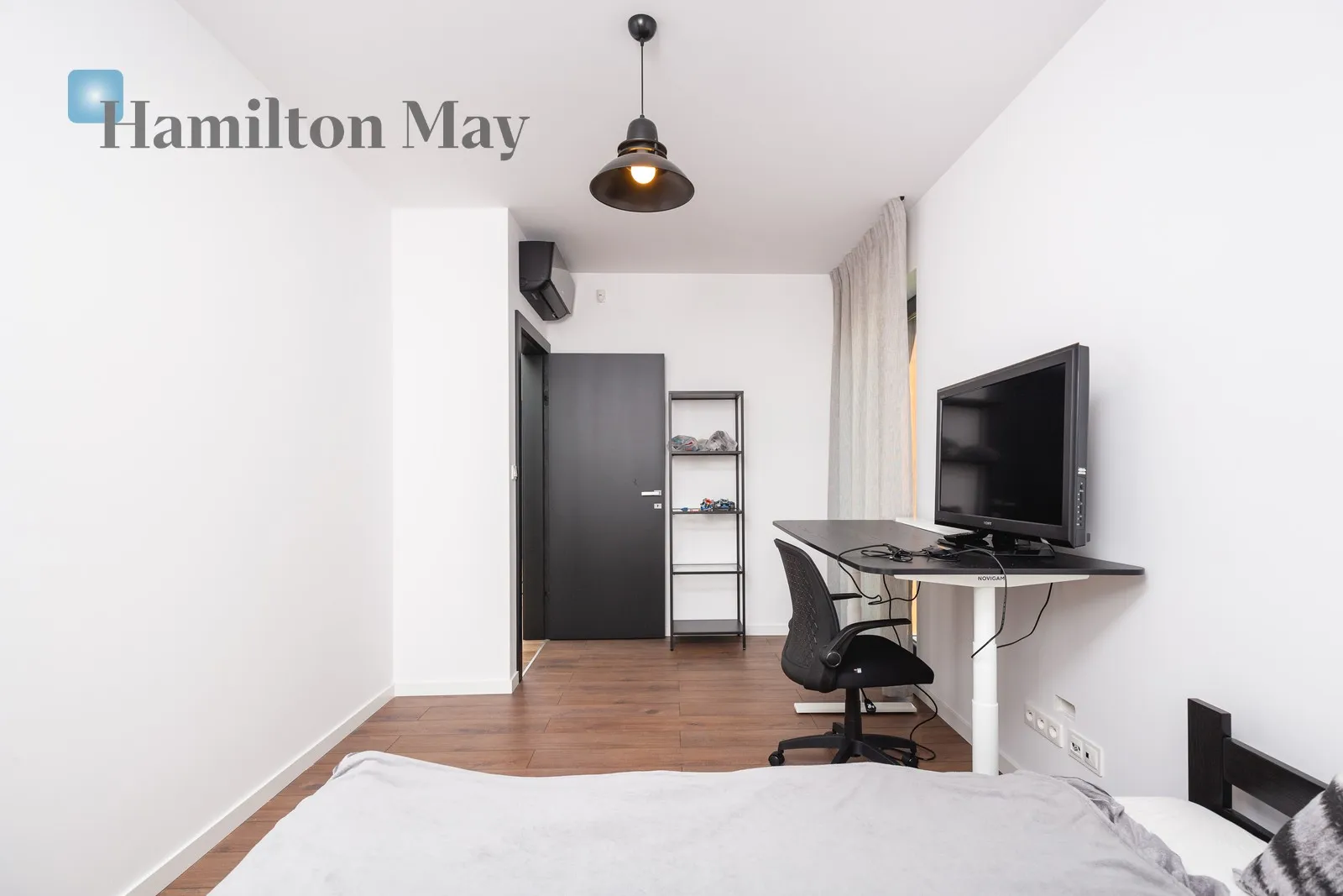 Bedrooms: 3 Bathrooms: 2 Plot size: 289m2 Price/m2: 79 PLN - slider