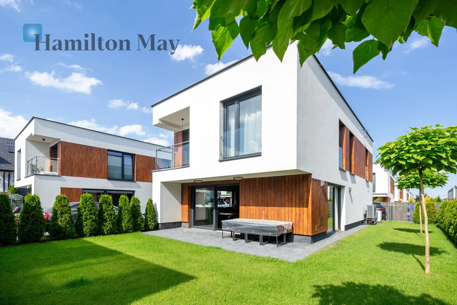 Region: Zielonki Distance to centre: 5.66 km - slider