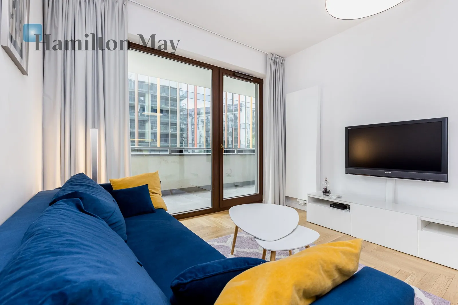 City: Warszawa Street: Burakowska Region: Wola Subregion: Powązki Distance to centre: 3.7 km Level: 1 Price: 4000 PLN Bedrooms: 1 Bathrooms: 1 Size: 36m2 Price/m2: 111 PLN - slider