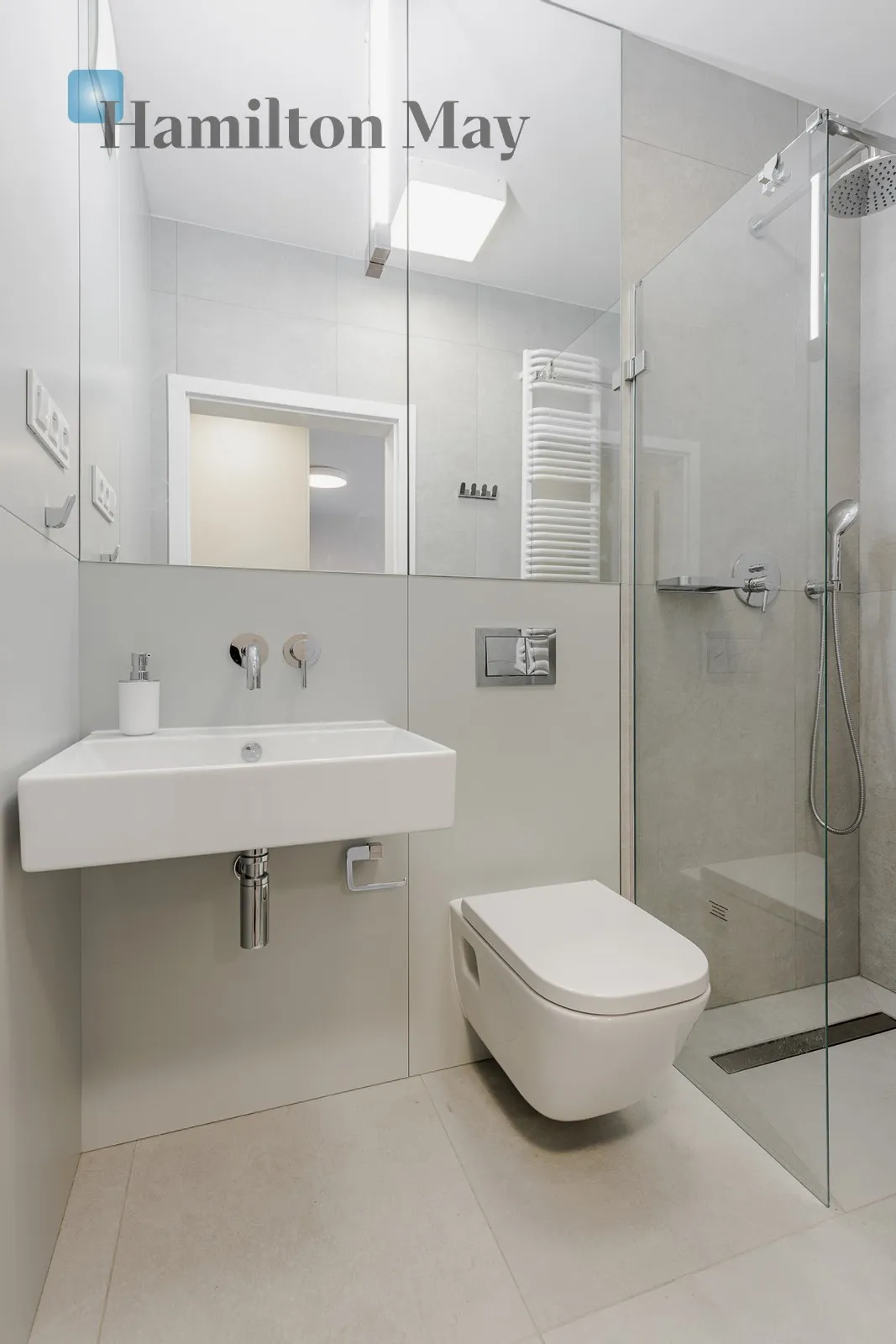 Subregion: Mirów Distance to centre: 1.4 km Level: 9 Price: 5200 PLN Bedrooms: 1 Bathrooms: 1 Size: 32m2 Price/m2: 163 PLN - slider