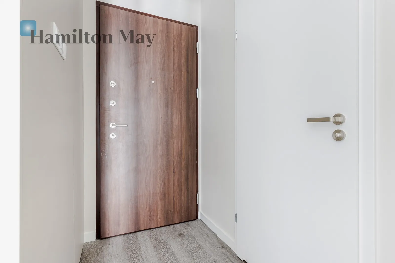 City: Warszawa Street: Waliców Region: Wola Subregion: Mirów Distance to centre: 1.4 km Level: 9 Price: 5200 PLN - slider