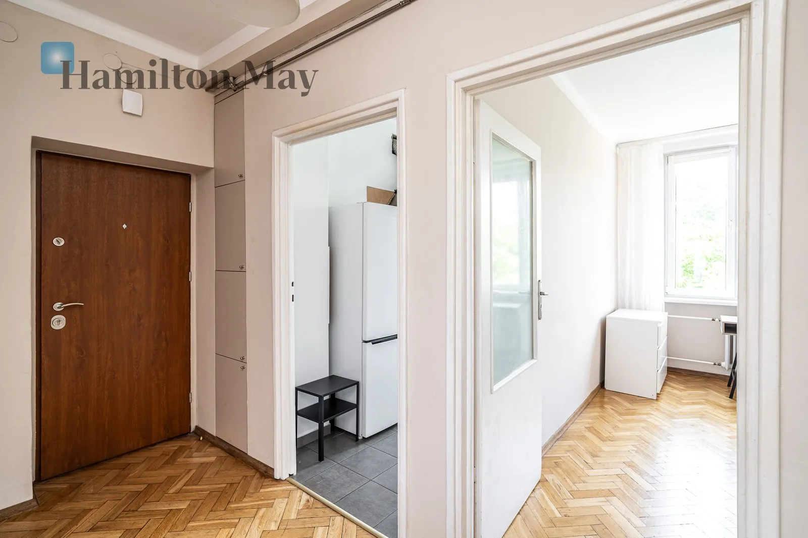 Level: 3 Price: 990000 PLN Bedrooms: 1 Bathrooms: 1 Size: 50.86m2 Price/m2: 19465 PLN - slider