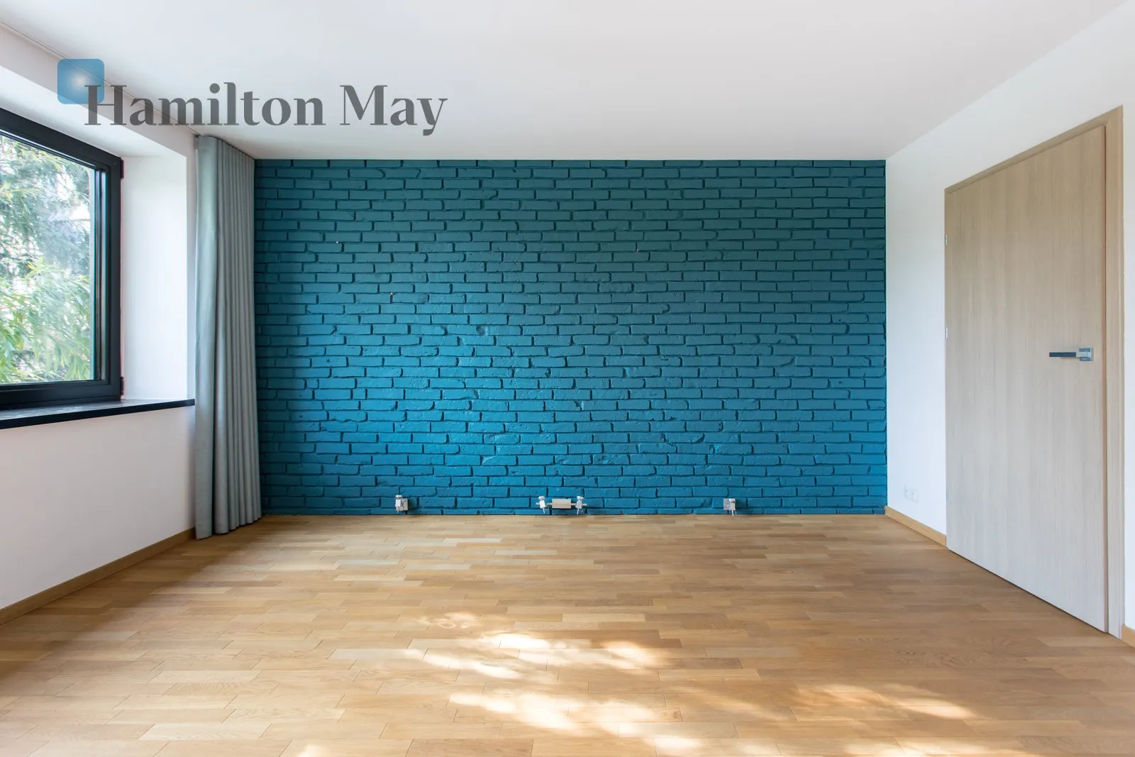 City: Wrocław Street: Wojszycka Region: Krzyki - slider