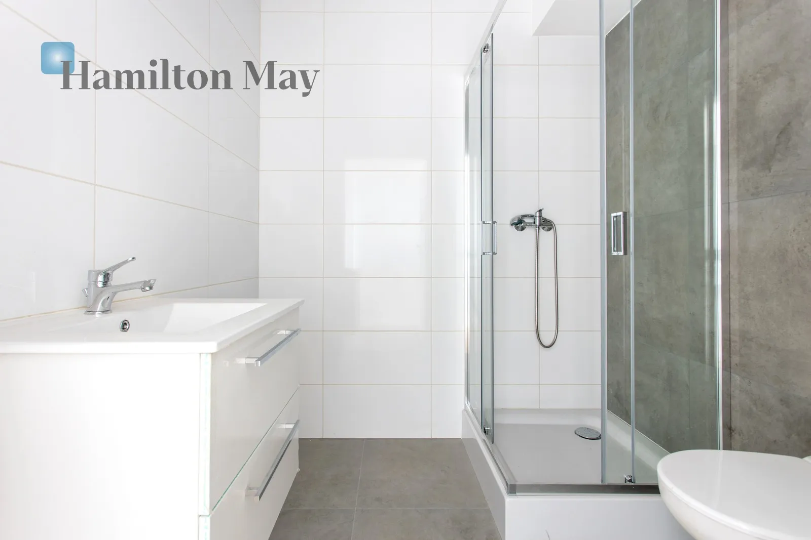 Subregion: Widawa Price: 320000 PLN Bedrooms: 1 Bathrooms: 1 Size: 40m2 Price/m2: 8000 PLN - slider