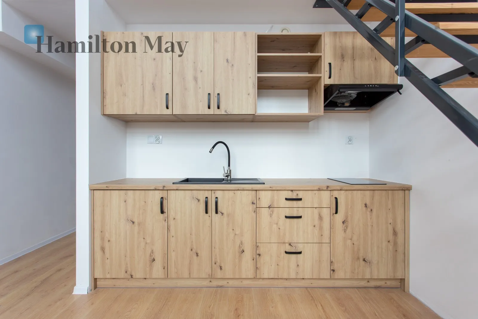 City: Wrocław Street: Bierutowska Region: Psie Pole Subregion: Widawa Price: 320000 PLN Bedrooms: 1 Bathrooms: 1 - slider