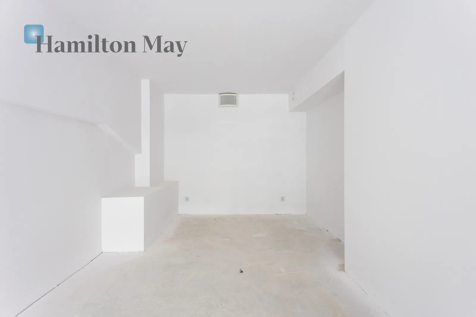 City: Wrocław Street: Bierutowska Region: Psie Pole Subregion: Widawa Distance to centre: 8.12 km Price: 231000 PLN Bedrooms: 1 Bathrooms: 1 Size: 33m2 Price/m2: 7000 PLN - slider