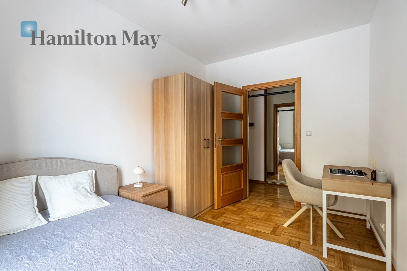 Funkcjonalne mieszkanie 2-pokojowe z balkonem i garażem na Mokotowie - slider