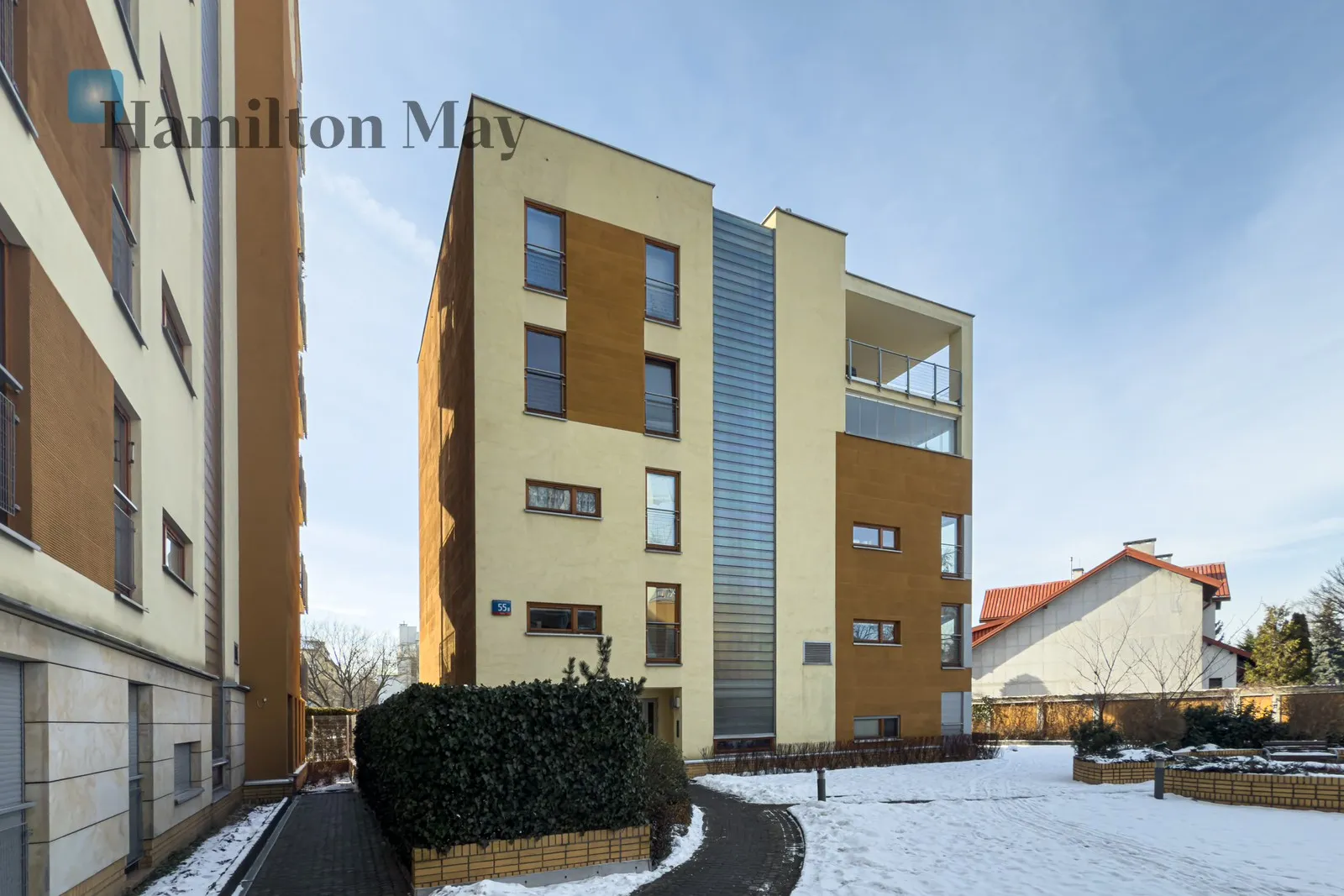 Funkcjonalne mieszkanie 2-pokojowe z balkonem i garażem na Mokotowie - slider