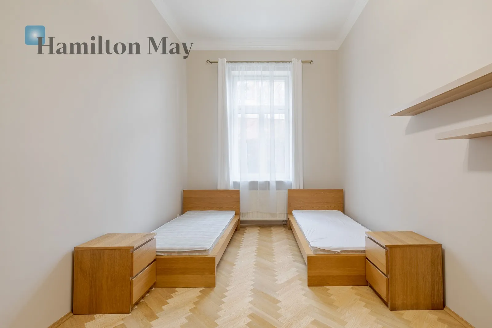 Price: 6500 PLN Bedrooms: 3 Bathrooms: 2 - slider