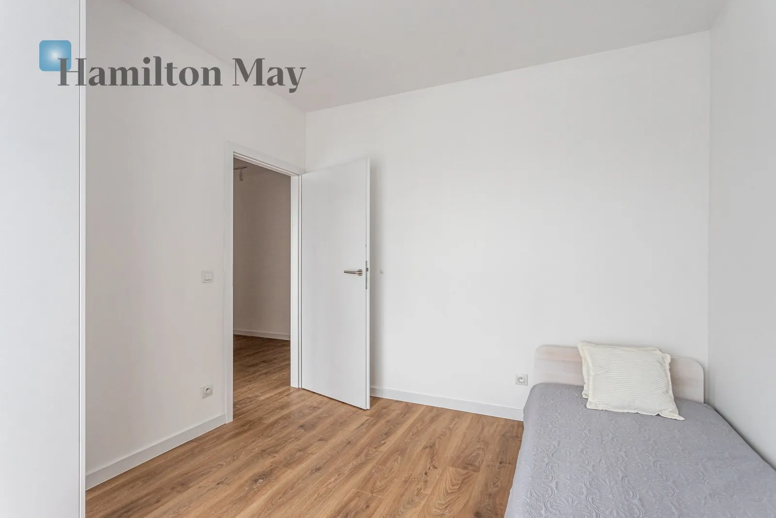 Four rooms | 70.17 m2 | loggia | Moko Botanika - slider