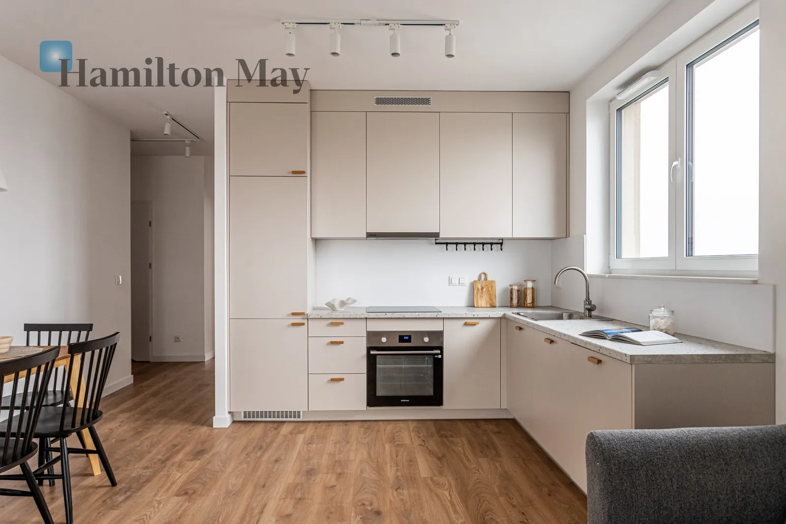 Four rooms | 70.17 m2 | loggia | Moko Botanika - slider