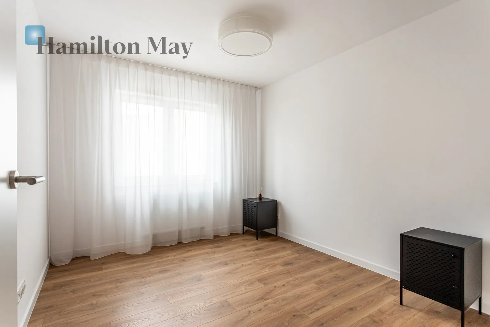 Three rooms | 66.65 m2 | loggia | Moko Botanika - slider