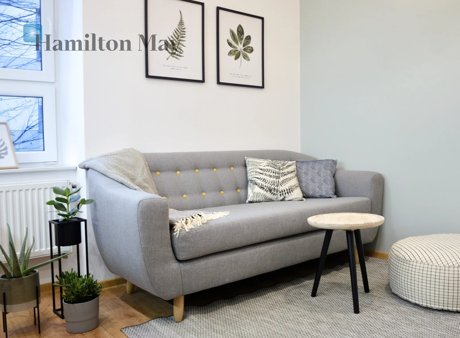 Region: Stare Miasto Distance to centre: 0.6 km Level: 1 Price: 4500 PLN - slider