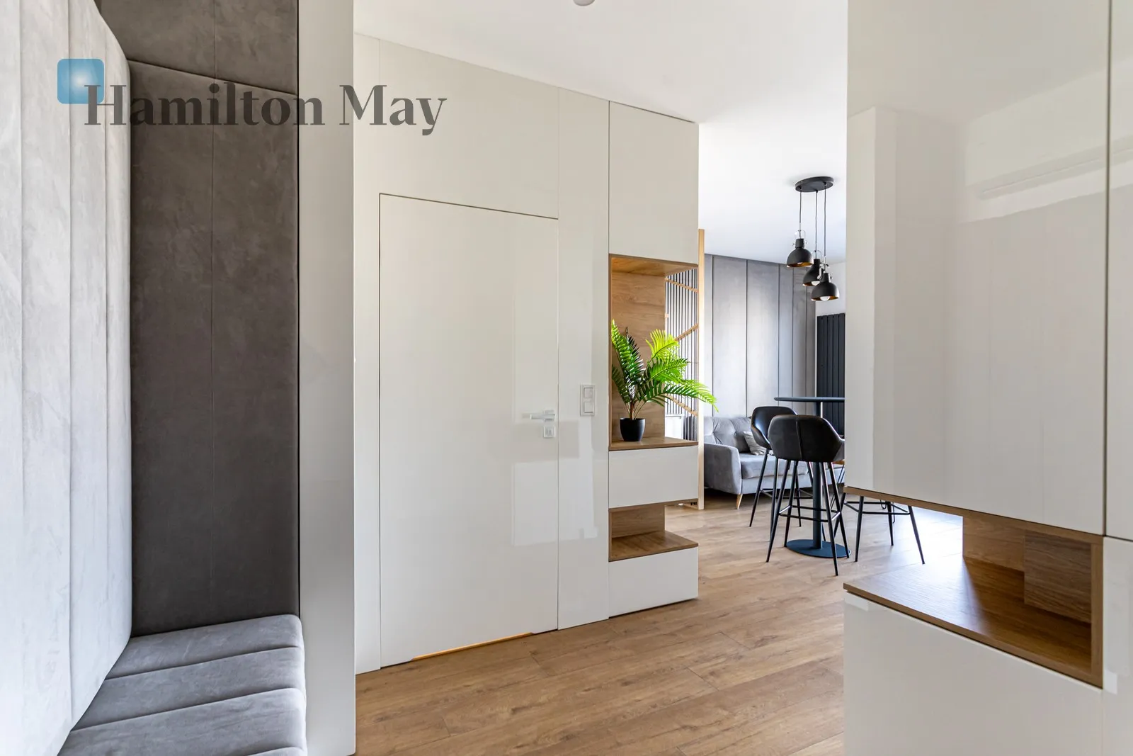 Spacious Apartment with Balcony in Wola - slider