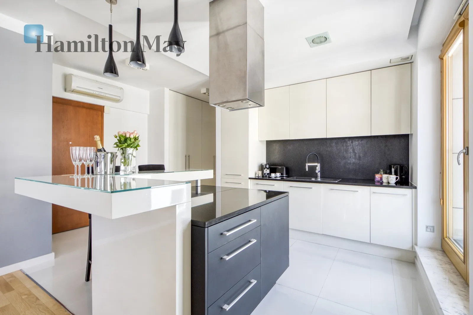 3-room apartment with large balcony | Sienna, Villa Karolina - slider