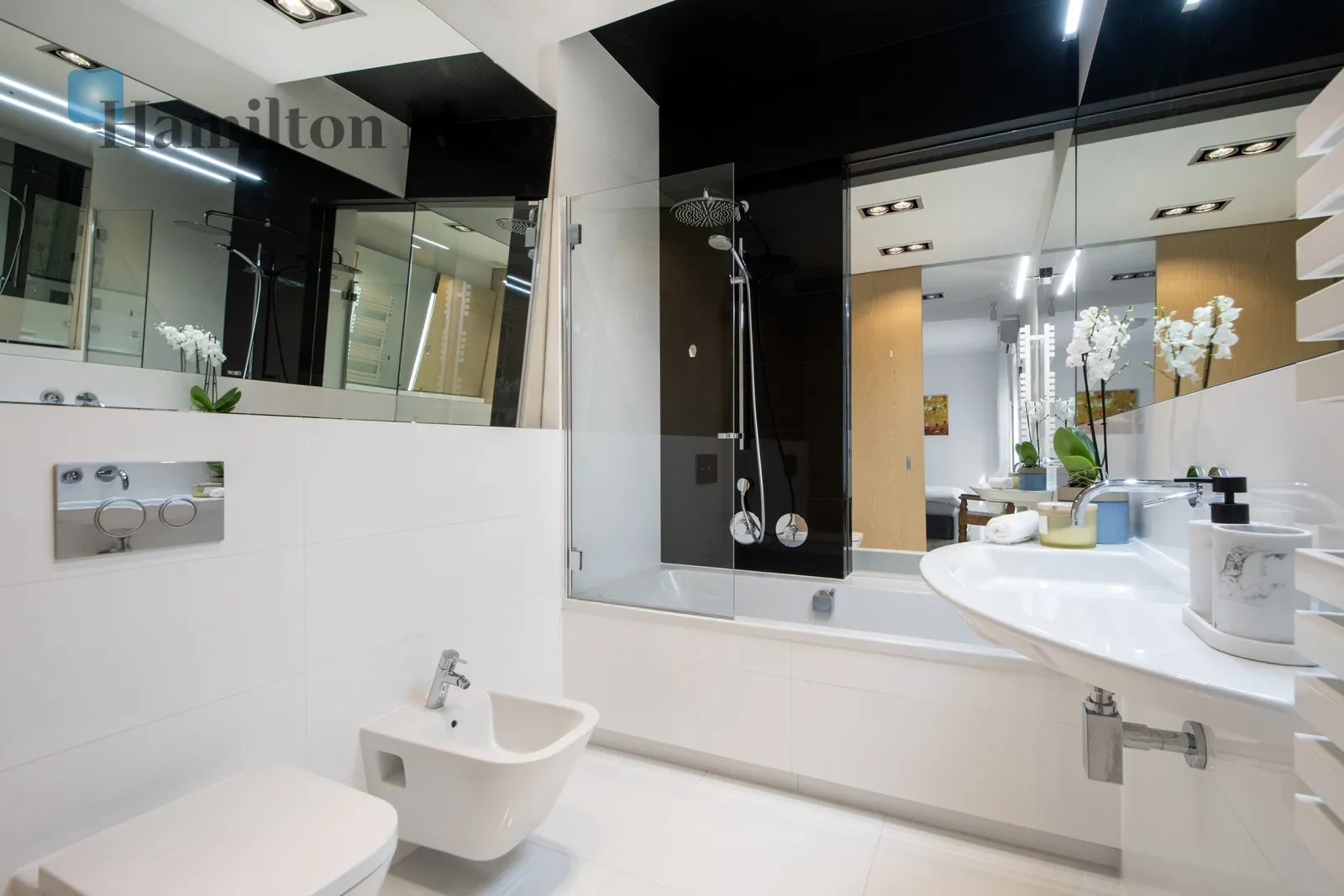 3-room apartment with large balcony | Sienna, Villa Karolina - slider