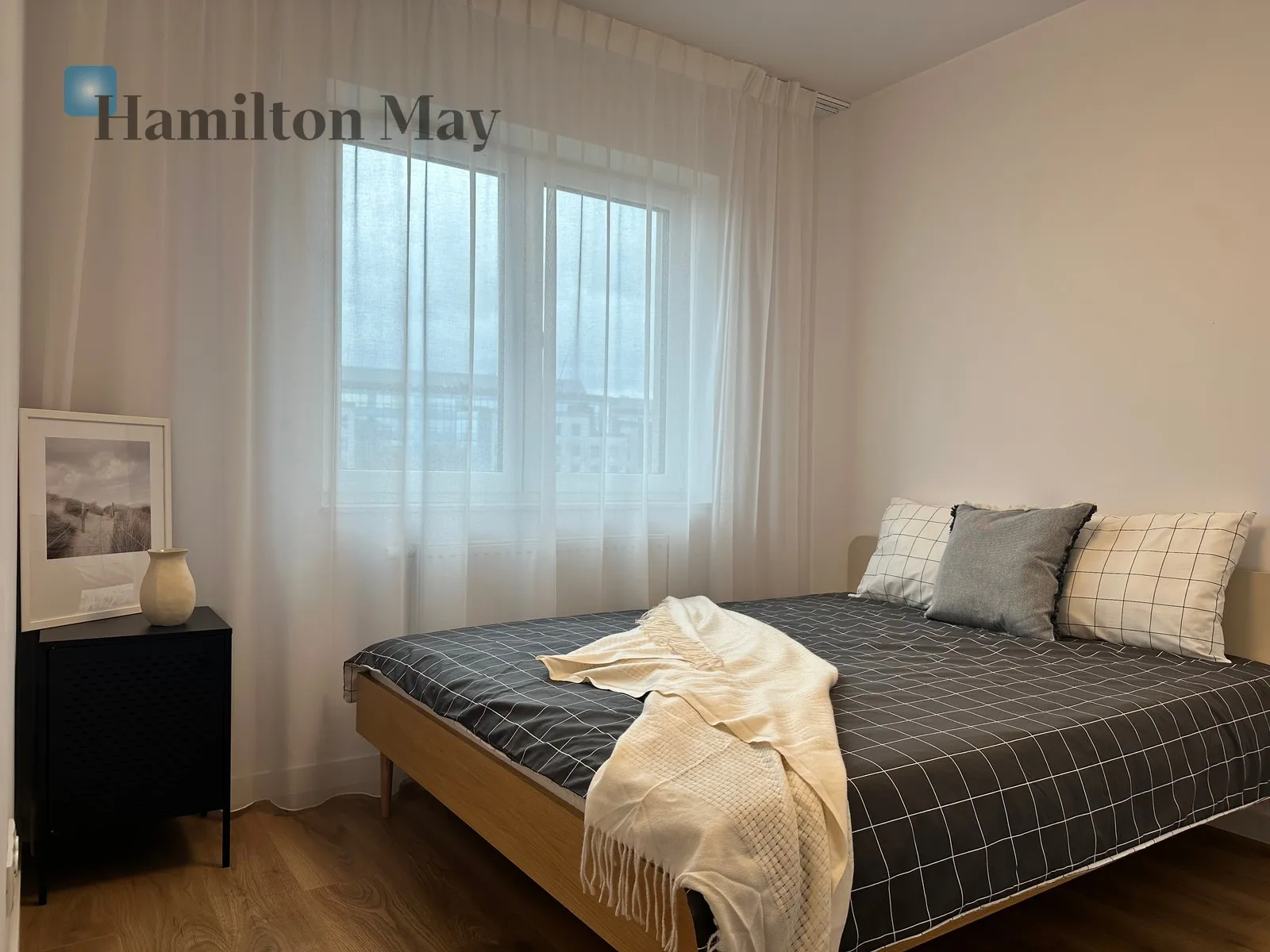 Subregion: Służewiec Distance to centre: 6.51 km Level: 8 Price: 1029000 PLN Bedrooms: 1 Bathrooms: 1 Size: 45.29m2 Price/m2: 22720 PLN - slider