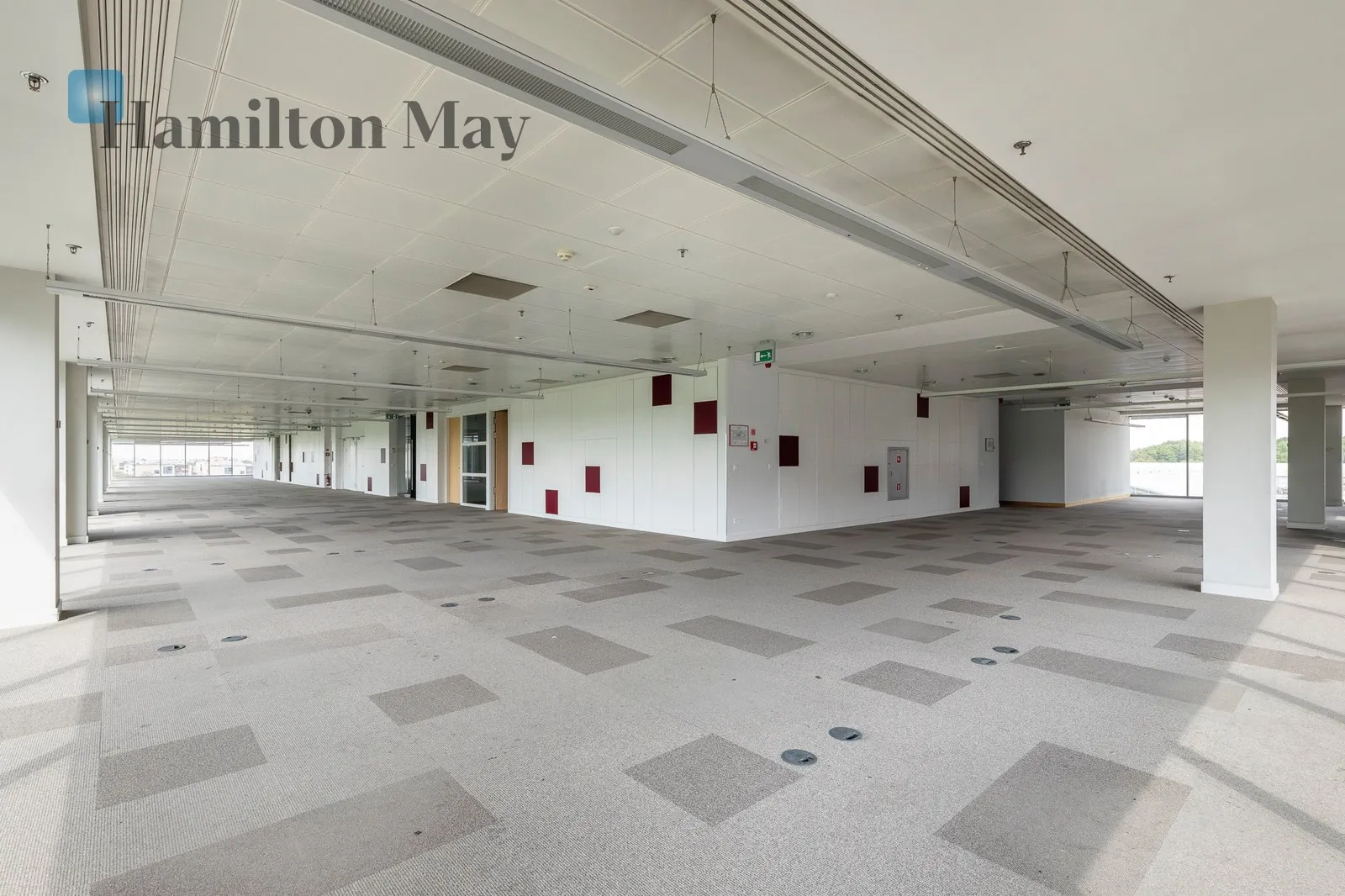 Distance to centre: 4.19 km Level: 3 Price: 8600 PLN Bedrooms: null Bathrooms: null Plot size: nullm2 Layout: null - slider