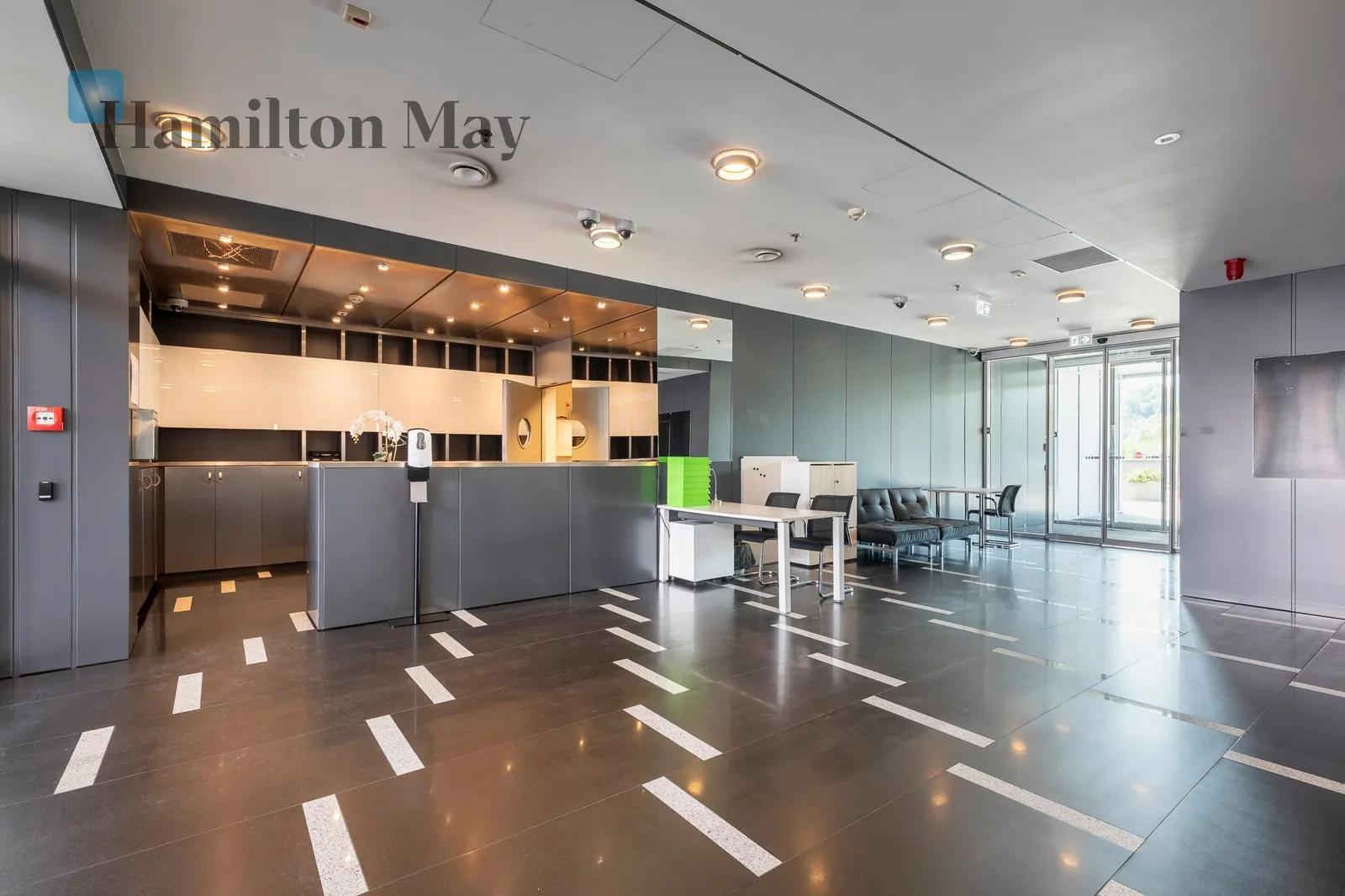 Bedrooms: null Bathrooms: null Plot size: nullm2 Layout: null Price/m2: 43 PLN - slider
