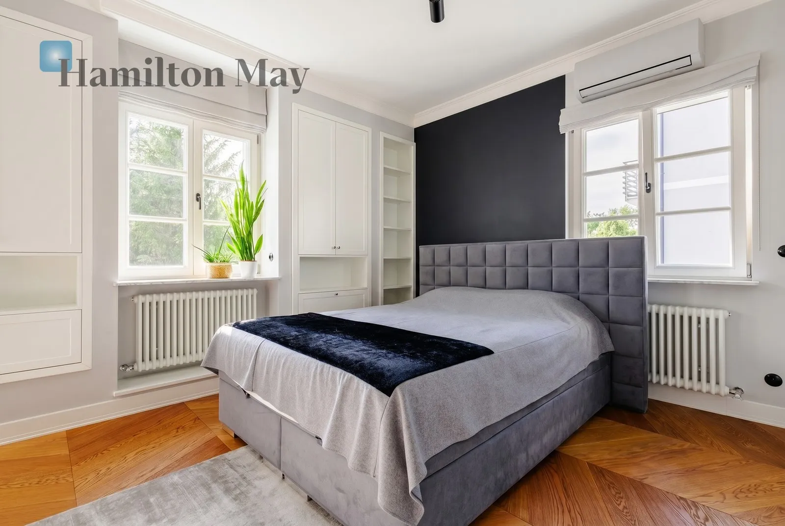Price: 11000 EUR Bedrooms: 6 Bathrooms: 4 Plot size: 500m2 Price/m2: 24 EUR - slider