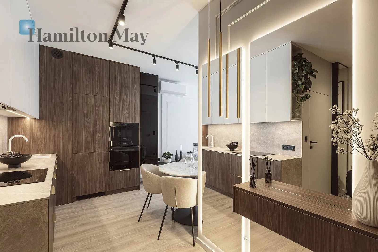 New, high-standard apartment in the center of Krakow - slider