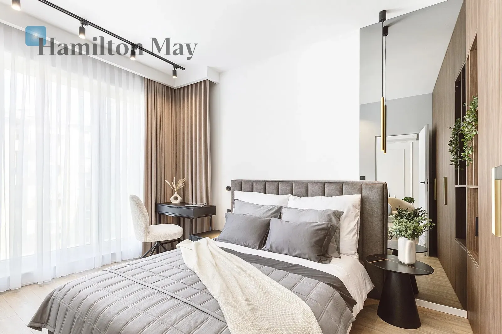 New, high-standard apartment in the center of Krakow - slider
