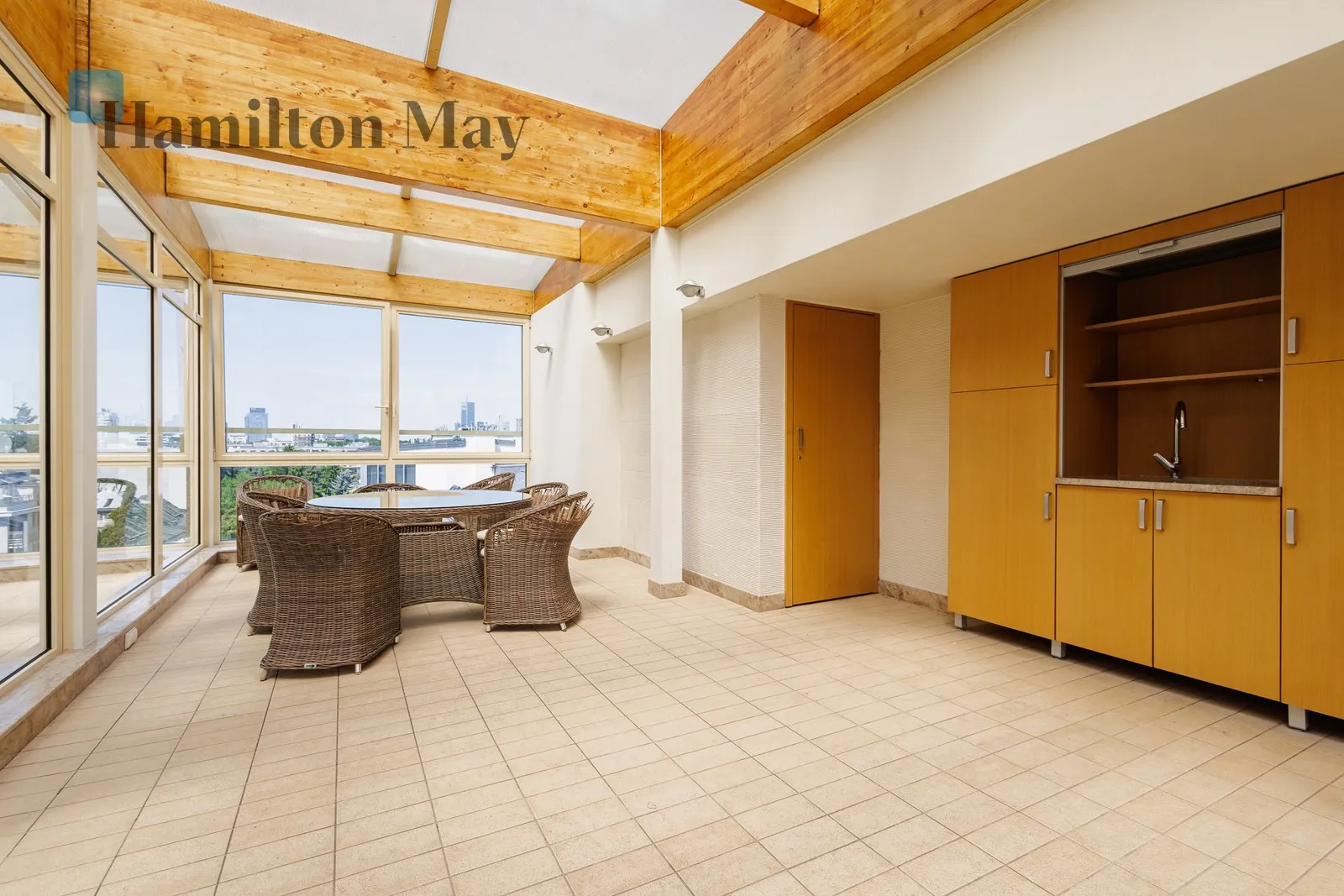 Apartament z dostępem do prywatnego basenu | Stary Mokotów - slider